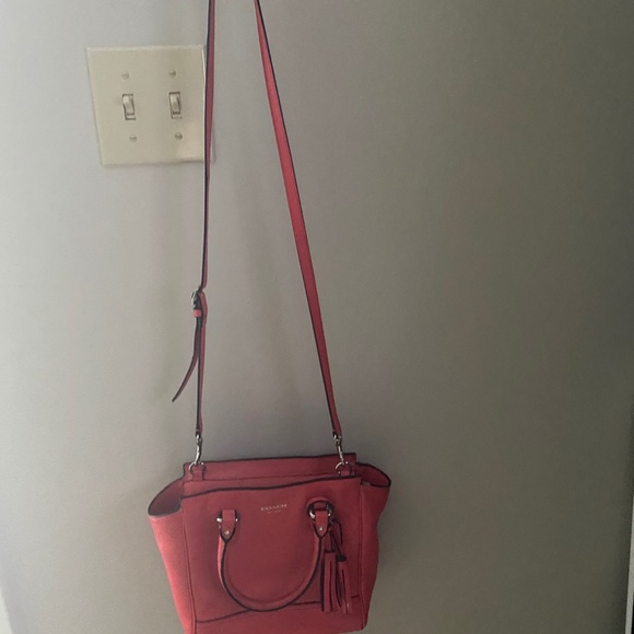 Coach crossbody - Picture 2 of 3
